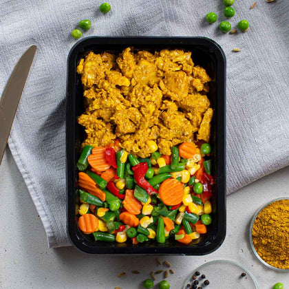 Koolhydraat arme maaltijd voor afvallen met kip kerrie en Mexicaanse groente